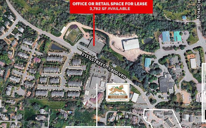 Pictures of Retail, Office property located at 310 N 21st St, Purcellville, VA 20132 for lease - image #1