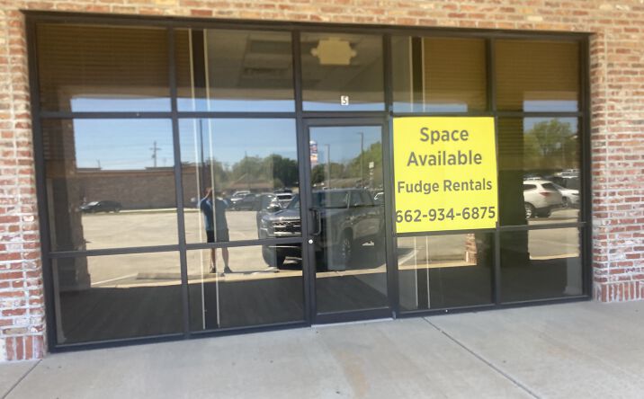 Pictures of Office property located at 12261 US 49, Gulfport, MS 39503 for lease - image #1