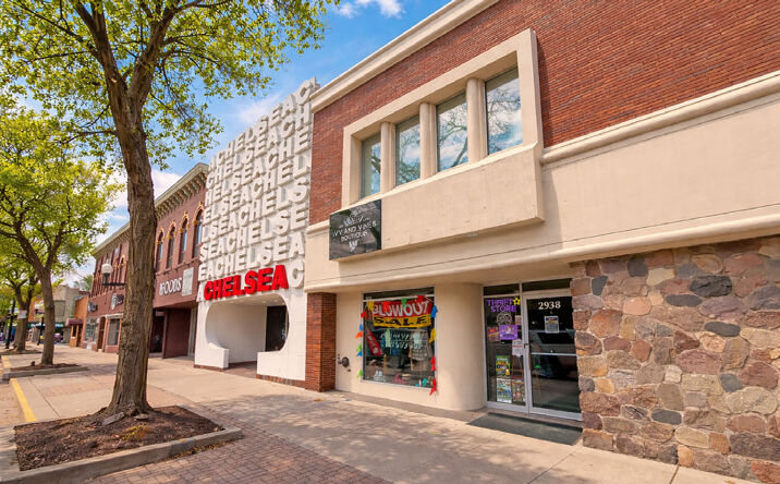 Pictures of Retail, Office, Restaurant property located at 2938 Biddle Ave, Wyandotte, MI 48192 for lease - image #1