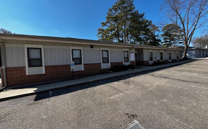 Pictures of Office property located at 6720 Patterson Ave, Richmond, VA 23226 for lease - image #1