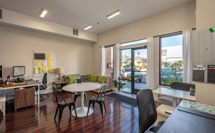 Pictures of Retail, Office, Special Purpose property located at 4741 Point Loma Ave, San Diego, CA 92107 for lease - image #1