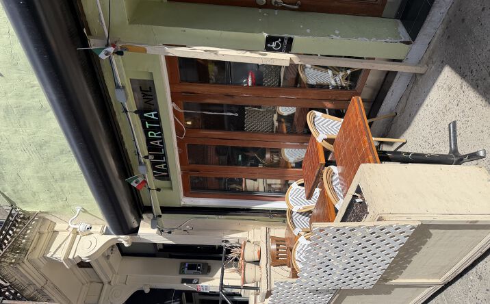 Pictures of Restaurant property located at 106 Norfolk St, New York, NY 10002 for lease - image #1