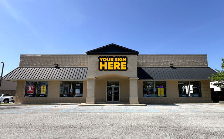 Pictures of Retail property located at 2658 E Main St, Plainfield, IN 46168 for lease - image #1