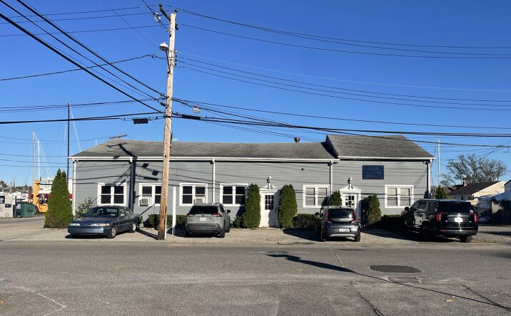 Pictures of Industrial property located at 41 Degnon Blvd, Bay Shore, NY 11706 for lease - image #1