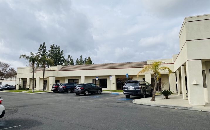 Pictures of Office property located at 1405 Commercial Way, Bakersfield, CA 93309 for lease - image #1