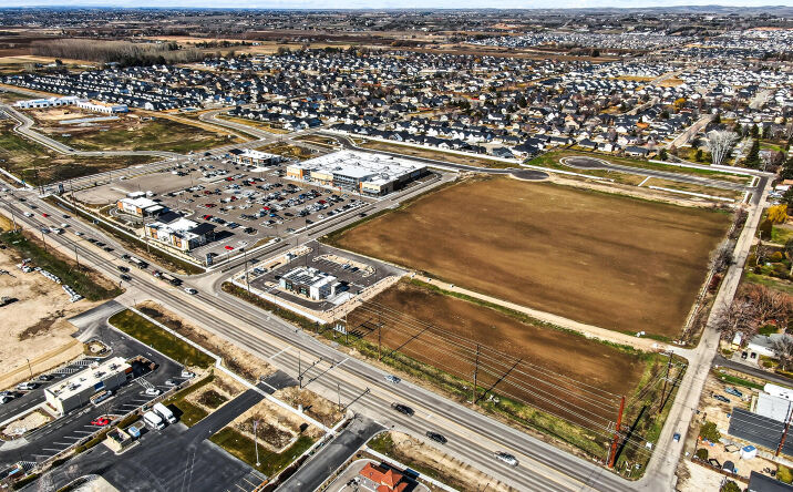Pictures of Retail property located at 11646 W State St, Star, ID 83669 for lease - image #1