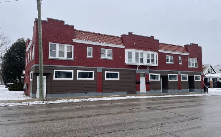 Pictures of Retail, Office, Special Purpose property located at 3901 N 27th St, Milwaukee, WI 53216 for lease - image #1