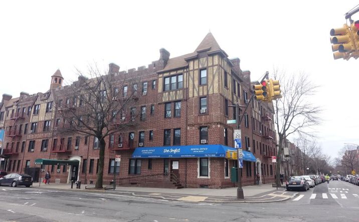 Pictures of Office property located at 4705 44th Street A123, New York, NY 11377 for lease - image #1