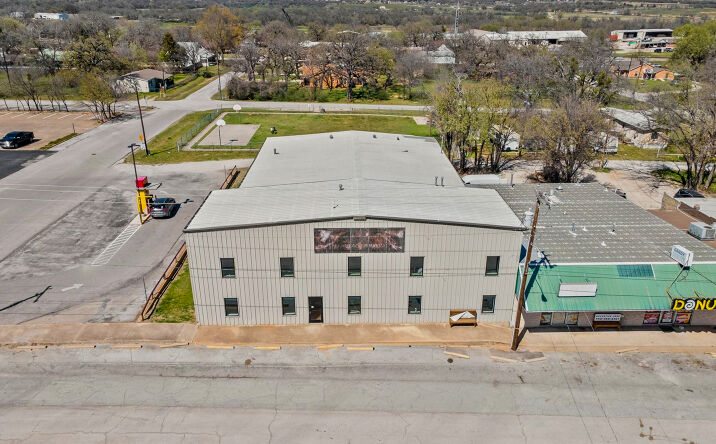 Pictures of Industrial, Office, Retail property located at 117 W Rock Island Ave, Boyd, TX 76023 for lease - image #1