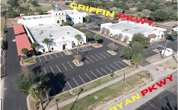 Pictures of Office property located at 1112 Griffin Parkway # D, Mission, TX 78572 for lease - image #1