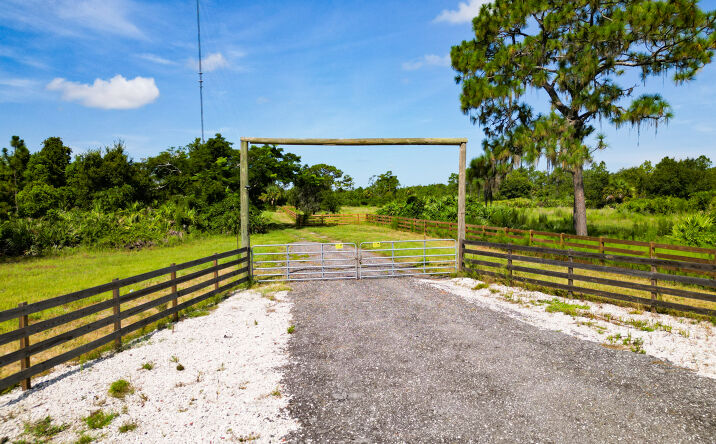 Pictures of Land, Special Purpose property located at 20090 Fort Christmas Rd, Christmas, FL 32709 for lease - image #1