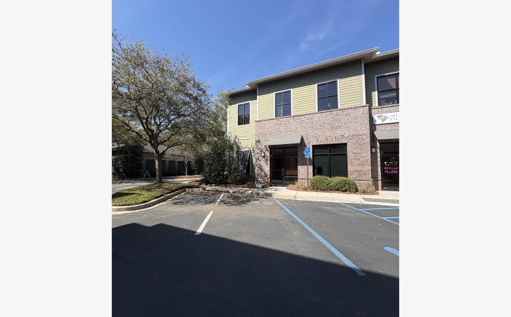 Pictures of Office, Special Purpose, Retail property located at 874 Whipple Rd, Mount Pleasant, SC 29464 for lease - image #1