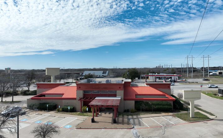 Pictures of Retail, Restaurant property located at 1701 William D Tate Ave, Grapevine, TX 76051 for lease - image #1