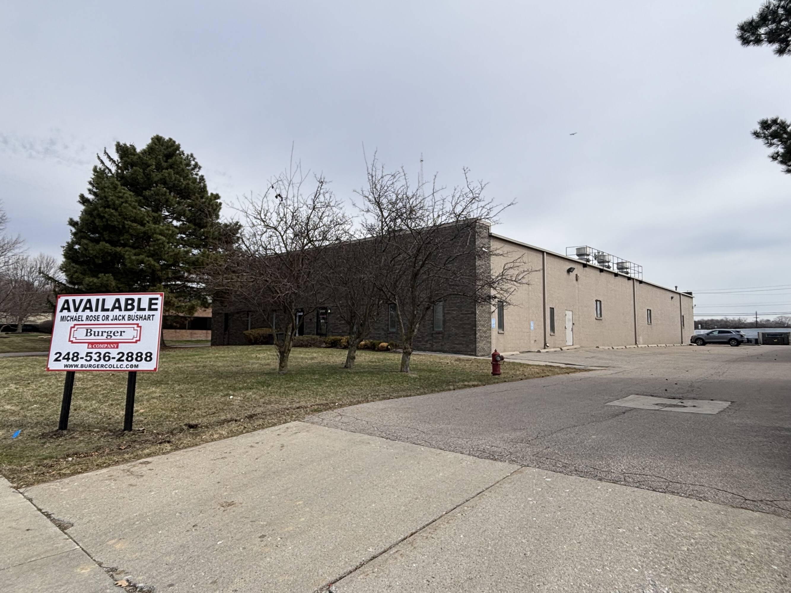 21444 Bridge St, Southfield, MI 48033