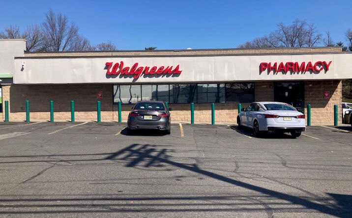 Pictures of Retail, Restaurant, Office property located at 33 River Rd, Bogota, NJ 07603 for lease - image #1
