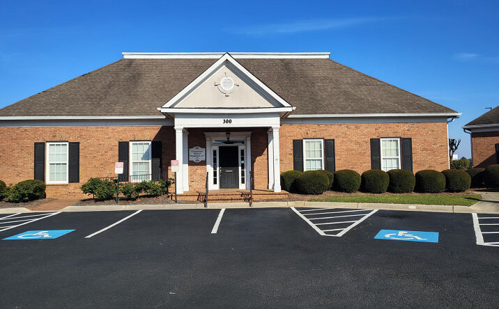 Pictures of Office property located at 300 Margie Dr, Warner Robins, GA 31088 for lease - image #1