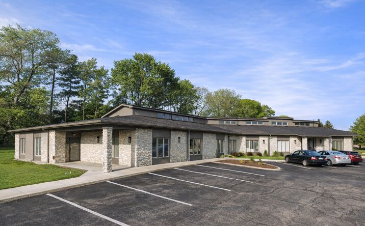 Pictures of Office property located at 5511 E 82nd St, Indianapolis, IN 46250 for lease - image #1