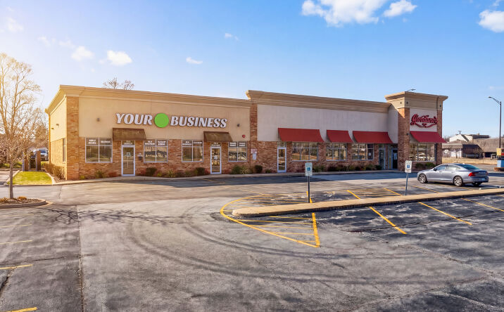 Pictures of Retail property located at 14325 LaGrange Rd, Orland Park, IL 60462 for lease - image #1