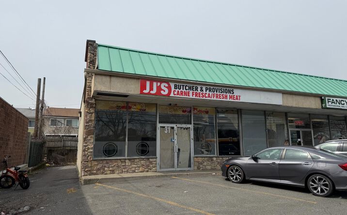 Pictures of Retail property located at 23-31 US-9W, West Haverstraw, NY 10993 for lease - image #1