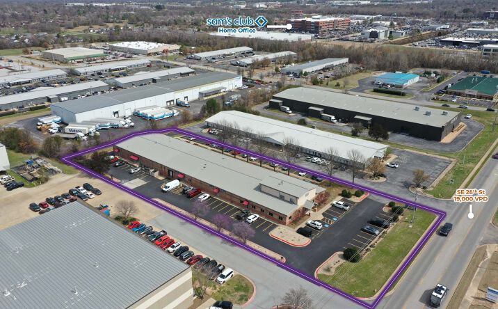 Pictures of Office, Industrial property located at 1207 SE 28th St, Bentonville, AR 72712 for lease - image #1