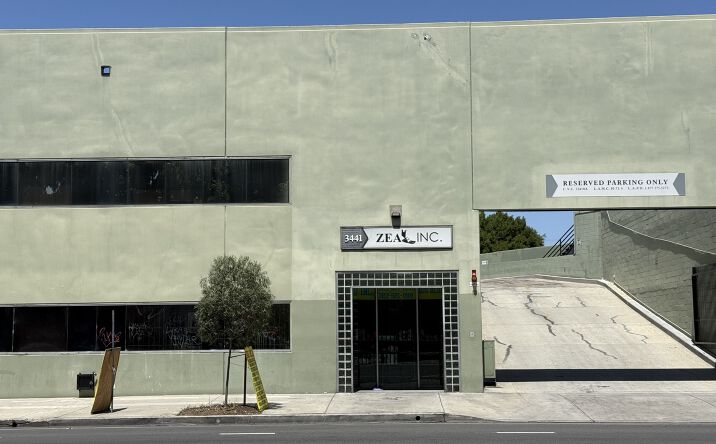 Pictures of Retail, Industrial, Office property located at 3441 Main St, Los Angeles, CA 90007 for lease - image #1