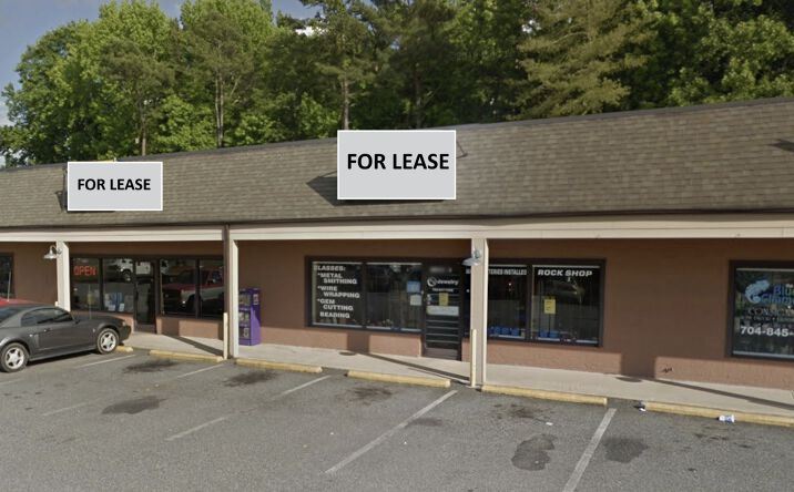 Pictures of Retail property located at 11500 E Independence Blvd, Matthews, NC 28105 for lease - image #1
