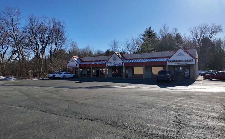Pictures of Retail property located at 272 Saratoga Rd, Scotia, NY 12302 for lease - image #1