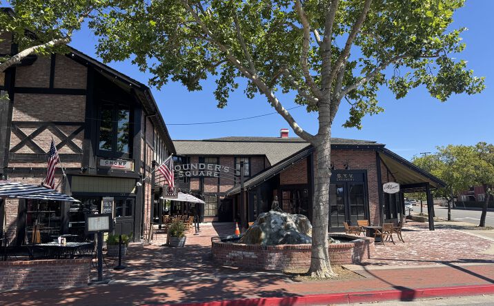 Pictures of Retail, Restaurant property located at 1693 Mission Drive, Solvang, CA 93463 for lease - image #1