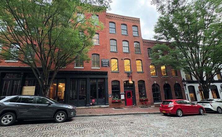 Pictures of Retail, Restaurant property located at 1212 E Cary St, Richmond, VA 23219 for lease - image #1