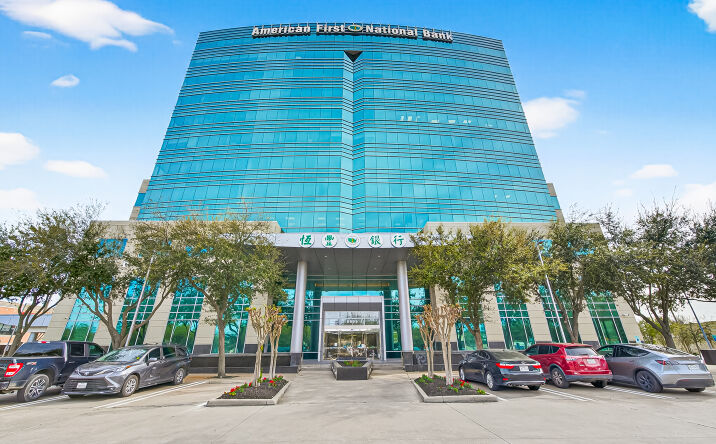 Pictures of Office property located at 9999 Bellaire Blvd, Houston, TX 77036 for lease - image #1