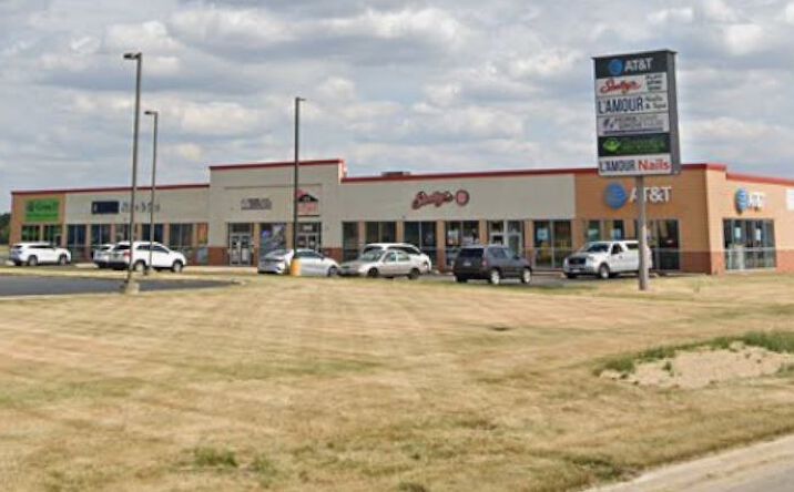 Pictures of Retail property located at 954 N Kinzie Avenue, Bradley, IL 60915 for lease - image #1
