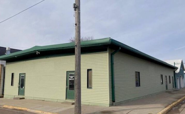 Pictures of Land property located at 304 Pine Street, Nicollet, MN 56074 for lease - image #1