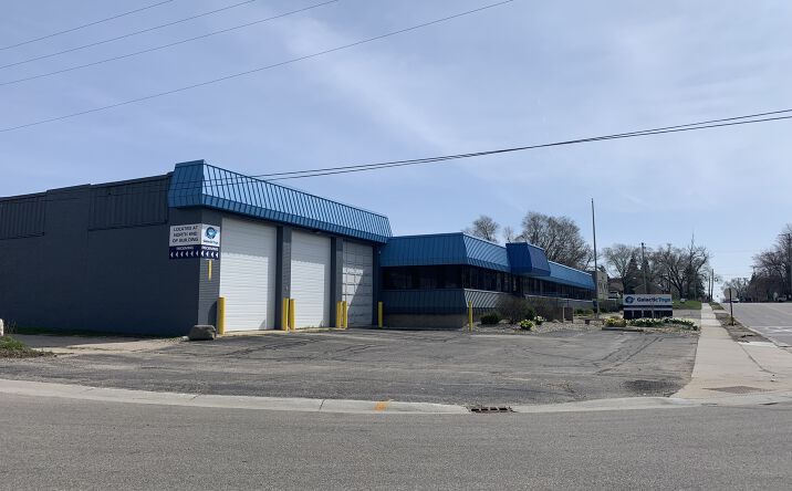 Pictures of Industrial property located at 345 32nd St SW, Grand Rapids, MI 49548 for lease - image #1