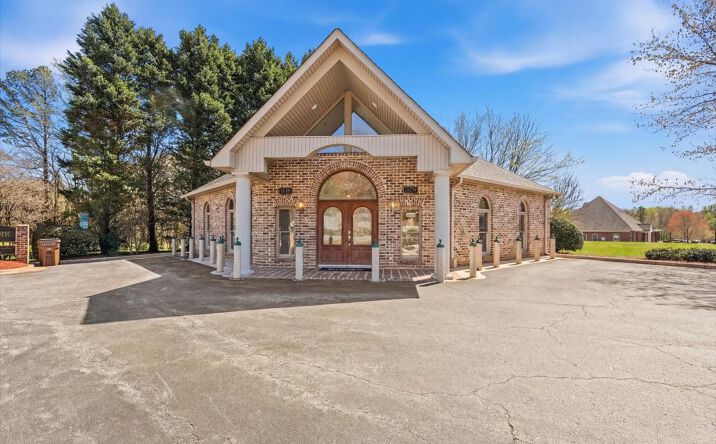 Pictures of Office property located at 2507 Jake Alexander Blvd S, Granite Quarry, NC 28146 for lease - image #1