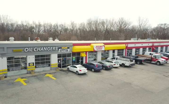 Pictures of Retail property located at 1850 28th St SE, Grand Rapids, MI 49508 for lease - image #1