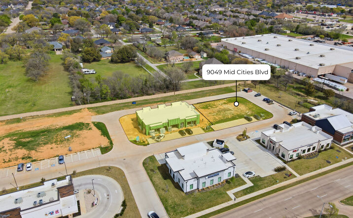 Pictures of Office property located at 9049 Mid Cities Blvd, North Richland Hills, TX NULL for lease - image #1