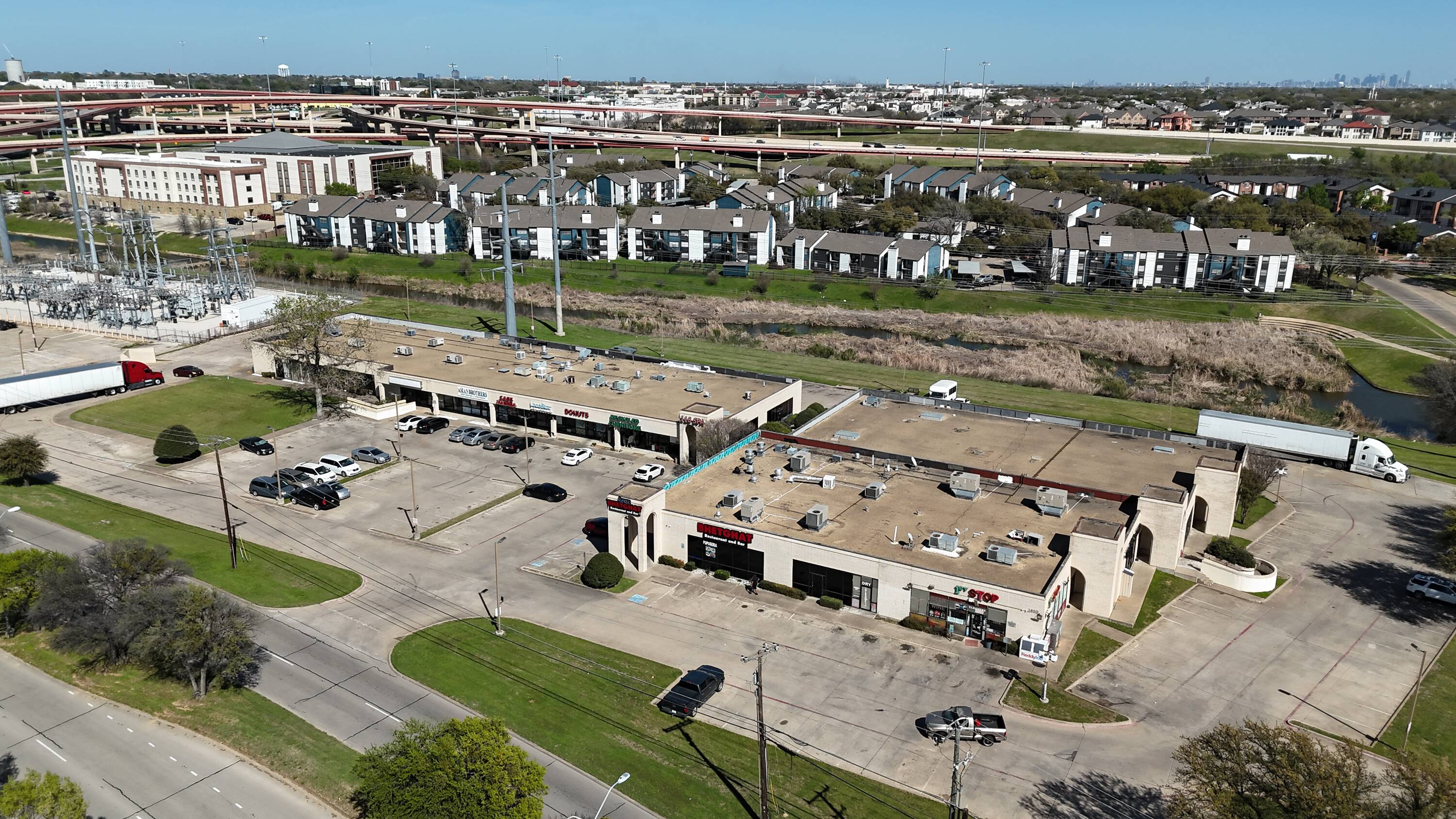 1800 Valley View Ln, Irving, TX 75061