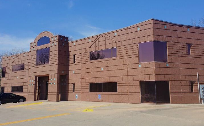 Pictures of Office property located at 3901 Normal Blvd, Lincoln, NE 68506 for lease - image #1