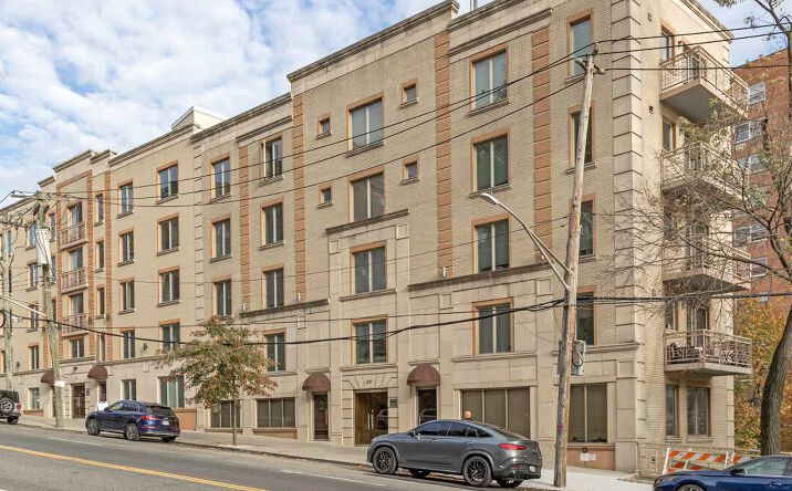 Pictures of Office property located at 3190 Riverdale Ave, Bronx, NY 10463 for lease - image #1