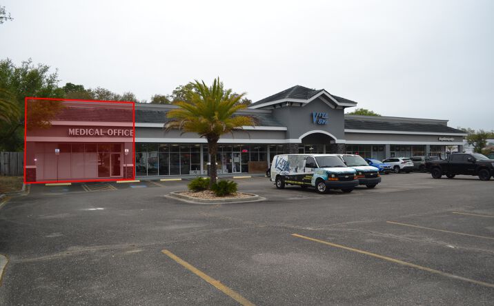 Pictures of Office, Retail property located at 1600 Park Ave, Orange Park, FL 32073 for lease - image #1