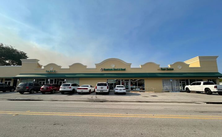 Pictures of Retail property located at 1825 NE 25th St, Lighthouse Point, FL 33064 for lease - image #1