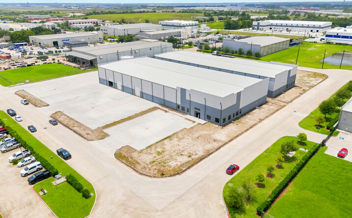 Pictures of Industrial property located at 5520 Bay Oaks Dr, Pasadena, TX 77505 for lease - image #1