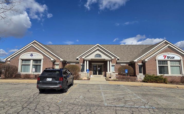 Pictures of Office property located at 2422 Jolly Rd, Okemos, MI 48864 for lease - image #1