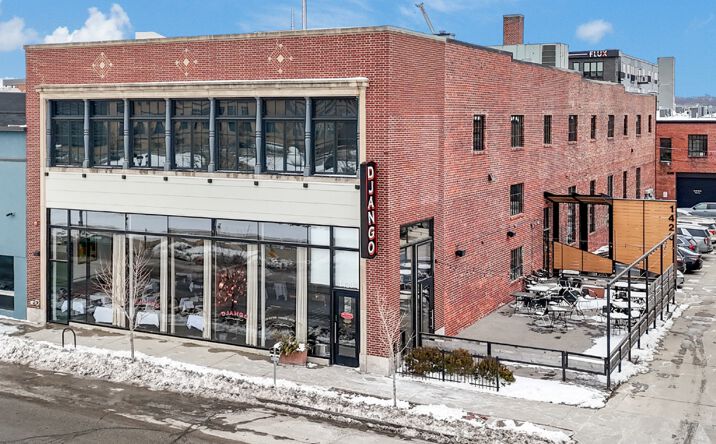 Pictures of Retail, Restaurant property located at 1420 Locust St, Des Moines, IA 50309 for lease - image #1