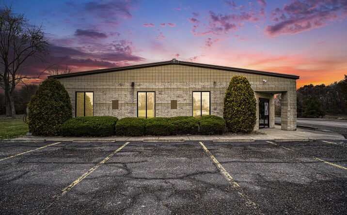 Pictures of Industrial property located at 1598 Motor Inn Dr. Girard OH, Girard, OH 44420 for lease - image #1