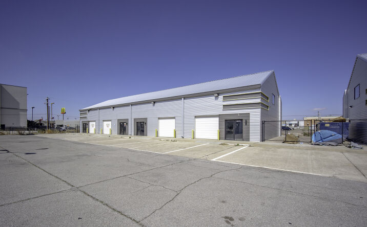 Pictures of Industrial property located at 4407 SW 3rd St, Oklahoma City, OK 73108 for lease - image #1
