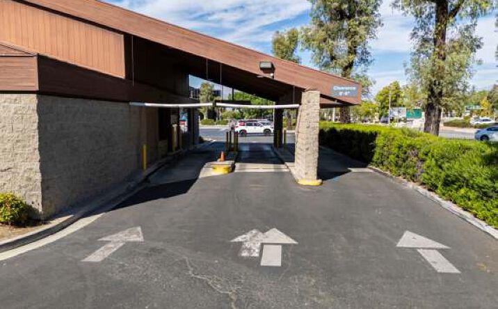 Pictures of Retail property located at 17889 Colima Rd, City of Industry, CA 91748 for lease - image #1