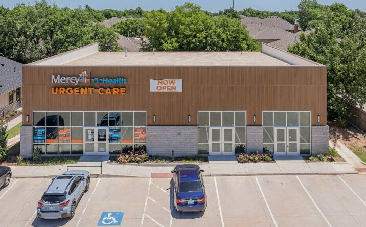 Pictures of Retail property located at 13722 N Bryant Ave, Edmond, OK 73013 for lease - image #1