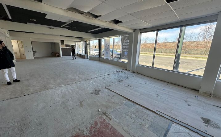 Pictures of Office, Retail property located at 201 Sunrise Highway, Hempstead, NY 11563 for lease - image #1