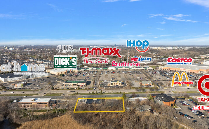 Pictures of Retail property located at 2184 S Telegraph Rd, Bloomfield Twp, MI 48302 for lease - image #1